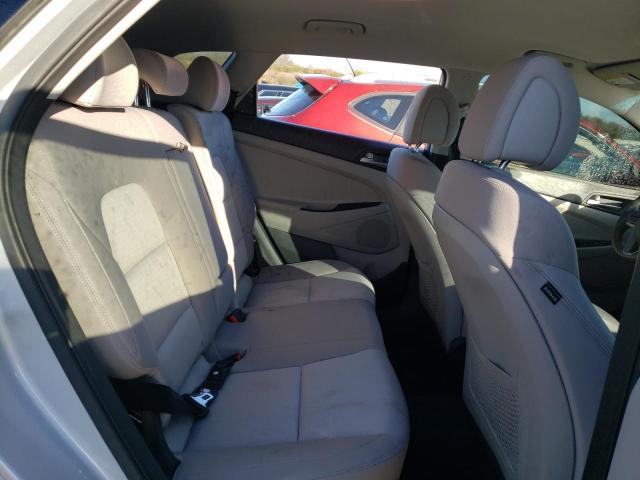 Photo 11 from auction – 2016 HYUNDAI TUCSON LIM with VIN KM8J33A41GU230370