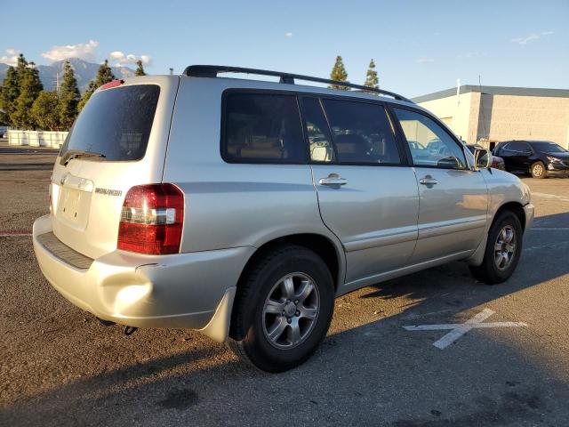 Photo 3 from auction – 2004 TOYOTA HIGHLANDER with VIN JTEDP21A440029566