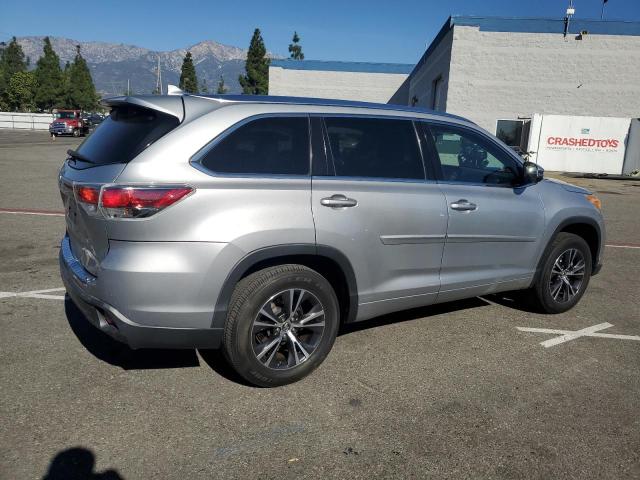 Photo 3 from auction – 2016 TOYOTA HIGHLANDER with VIN 5TDKKRFH6GS127718