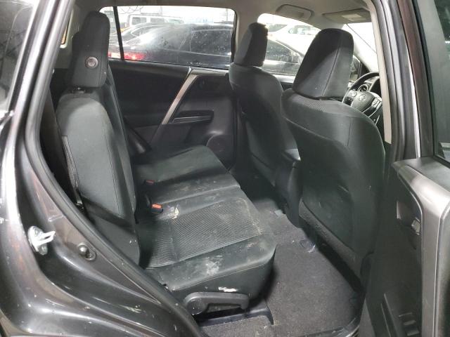 Photo 11 from auction – 2017 TOYOTA RAV4 LE with VIN JTMBFREV2HD208188