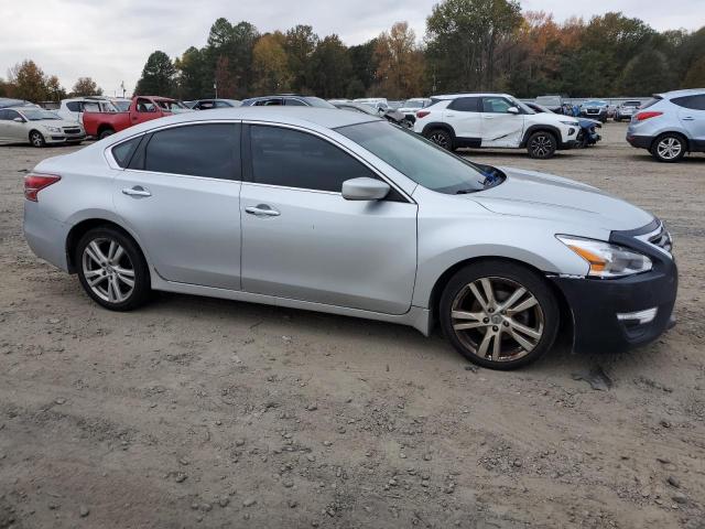 Фото 4 с аукциона – 2013 NISSAN ALTIMA 3.5 с VIN 1N4BL3AP1DC234901