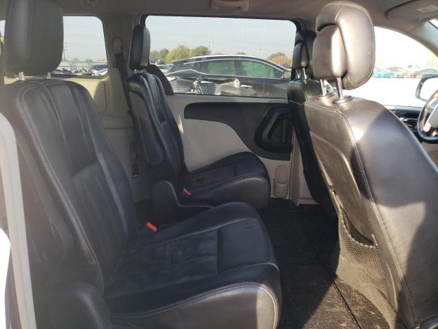 Photo 11 from auction – 2013 CHRYSLER TOWN & COU with VIN 2C4RC1BG0DR657746