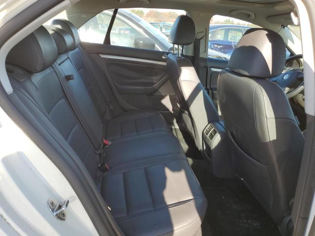 Photo 10 from auction – 2007 VOLKSWAGEN JETTA 2.5 with VIN 3VWSF71K87M046910