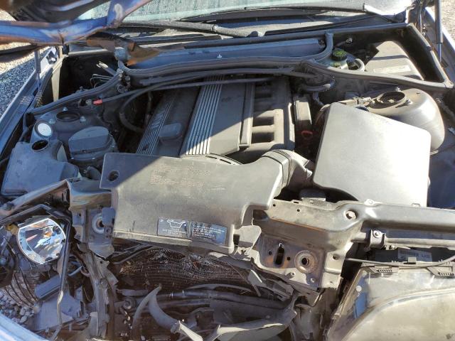 Photo 11 from auction – 2003 BMW 325 XI with VIN WBAEU33413PH87434