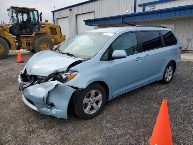 Photo 1 from auction – 2016 TOYOTA SIENNA LE with VIN 5TDKK3DC1GS715403