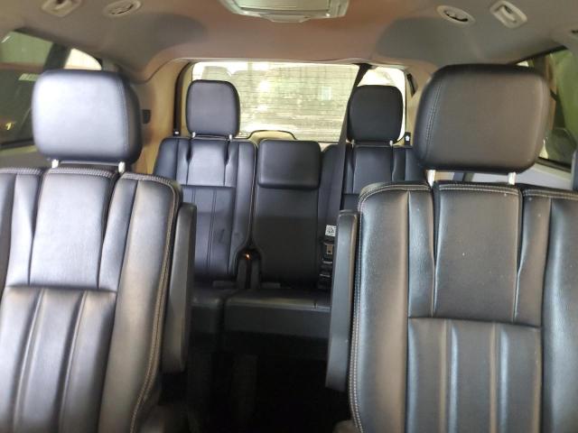 Photo 10 from auction – 2015 CHRYSLER TOWN & COU with VIN 2C4RC1BG8FR718070