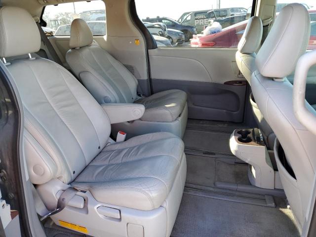 Photo 11 from auction – 2011 TOYOTA SIENNA XLE with VIN 5TDDK3DCXBS002758