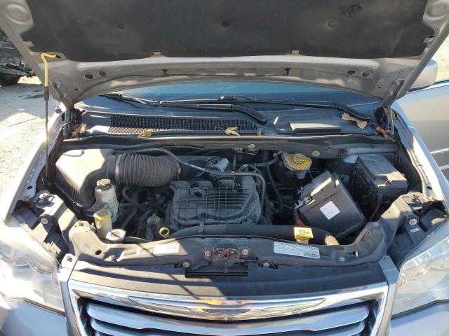 Photo 11 from auction – 2013 CHRYSLER TOWN & COU with VIN 2C4RC1BG2DR744550