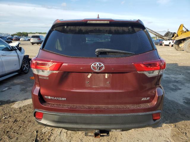 Photo 6 from auction – 2018 TOYOTA HIGHLANDER with VIN 5TDKZRFH6JS267769