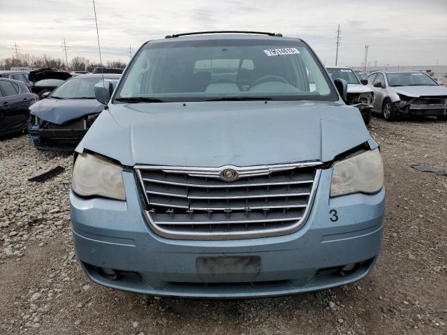 Photo 5 from auction – 2010 CHRYSLER TOWN & COU with VIN 2A4RR5D19AR357692