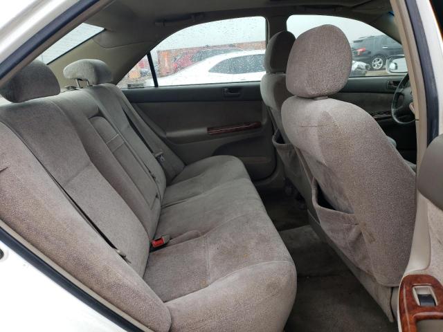 Photo 10 from auction – 2004 TOYOTA CAMRY LE with VIN JTDBE32K640282211
