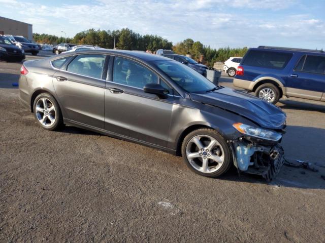 Photo 4 from auction – 2016 FORD FUSION S with VIN 3FA6P0G71GR273599