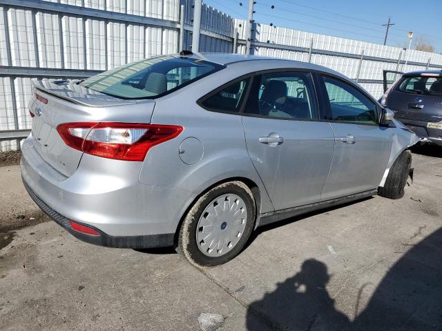 Photo 3 from auction – 2012 FORD FOCUS SE with VIN 1FAHP3F20CL321120