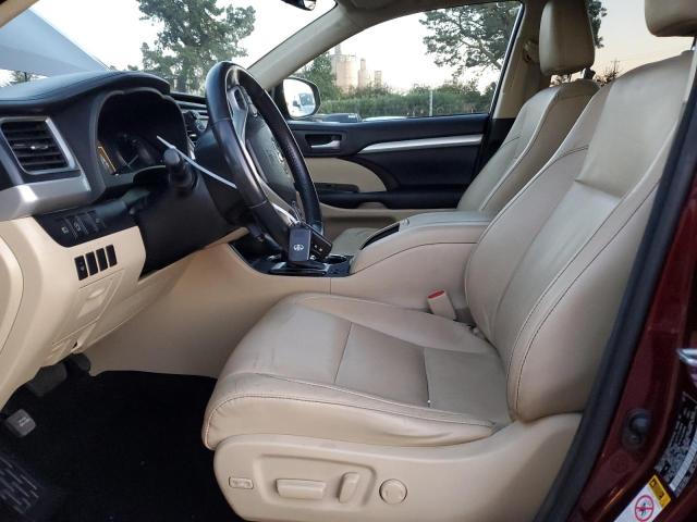 Photo 7 from auction – 2017 TOYOTA HIGHLANDER with VIN 5TDJZRFH2HS471510