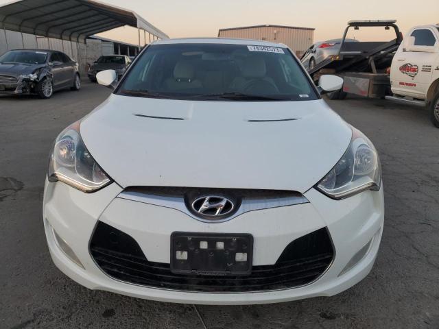 Photo 5 from auction – 2013 HYUNDAI VELOSTER with VIN KMHTC6AD5DU141309