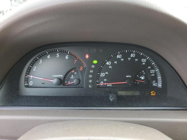 Photo 9 from auction – 2002 TOYOTA CAMRY LE with VIN JTDBE30K220048471
