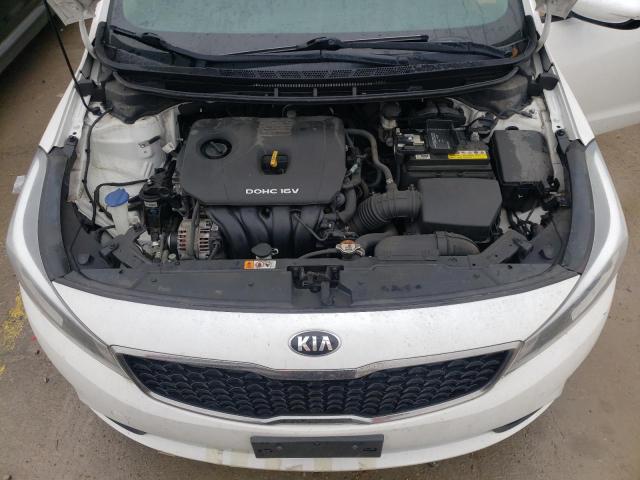 Photo 11 from auction – 2017 KIA FORTE LX with VIN 3KPFL4A76HE052966