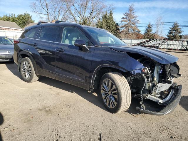 Photo 4 from auction – 2021 TOYOTA HIGHLANDER with VIN 5TDFZRBH8MS077614