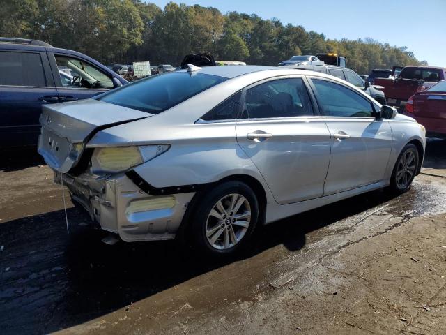 Photo 3 from auction – 2014 HYUNDAI SONATA GLS with VIN 5NPEB4AC8EH860481