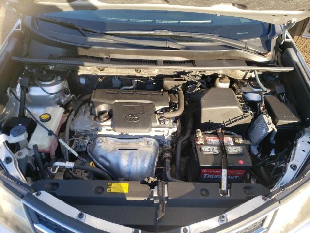 Photo 11 from auction – 2013 TOYOTA RAV4 XLE with VIN JTMRFREV9D5024594