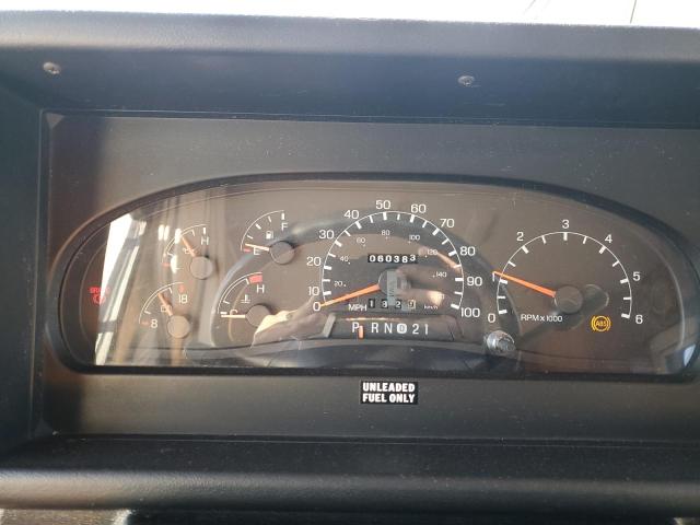 Photo 8 from auction – 1999 WINNEBAGO ADVENTURER with VIN 3FCNF53S8XJA29396