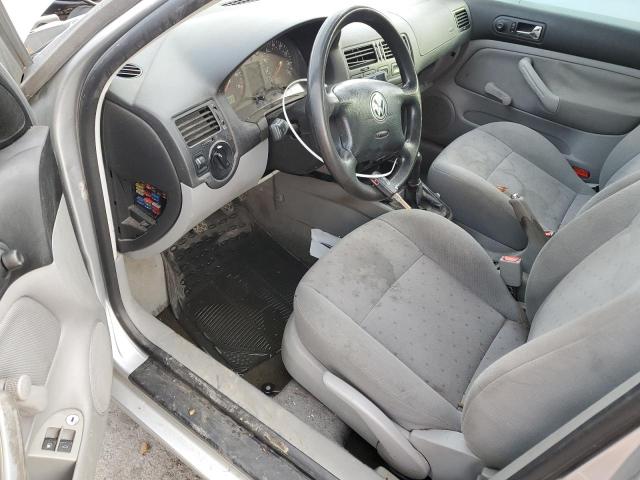 Photo 8 from auction – 2000 VOLKSWAGEN JETTA GL with VIN 3VWRA29M7YM092557