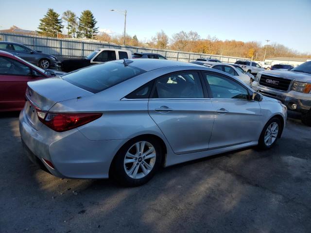 Photo 3 from auction – 2014 HYUNDAI SONATA GLS with VIN 5NPEB4AC4EH850496