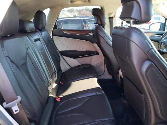 Photo 11 from auction – 2017 LINCOLN MKC SELECT with VIN 5LMCJ2D90HUL34007