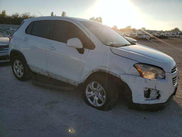 Photo 4 from auction – 2015 CHEVROLET TRAX LS with VIN KL7CJKSB6FB058810