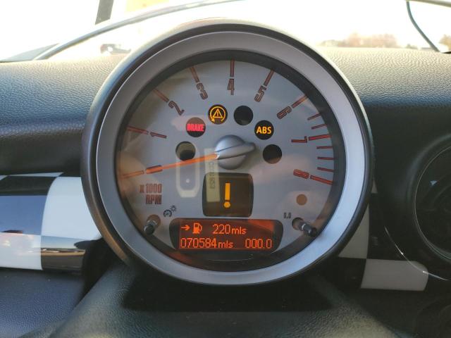 Photo 9 from auction – 2010 MINI COOPER S with VIN WMWMF7C59ATX42880
