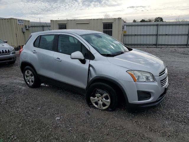 Zdjęcie 4 z aukcji – 2016 CHEVROLET TRAX LS z VIN 3GNCJKSB1GL261632