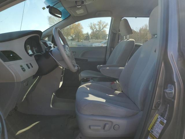 Photo 7 from auction – 2012 TOYOTA SIENNA LE with VIN 5TDKK3DC6CS211245