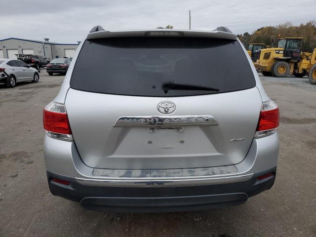 Photo 6 from auction – 2011 TOYOTA HIGHLANDER with VIN 5TDDK3EH1BS041829