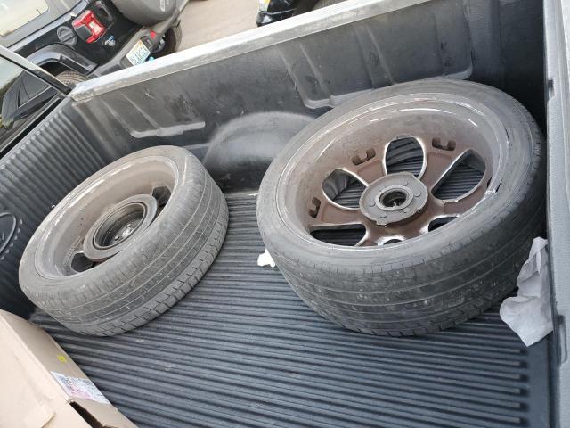 Photo 12 from auction – 2004 FORD F150 with VIN 1FTRX12W54NB89697