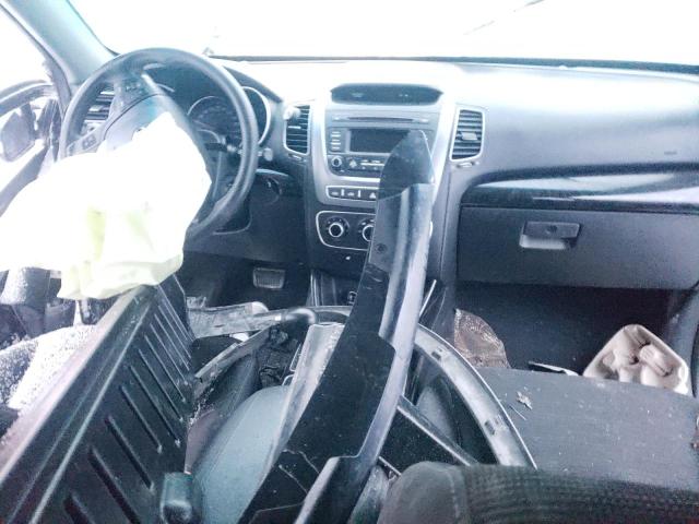 Photo 8 from auction – 2015 KIA SORENTO LX with VIN 5XYKTCA64FG610586