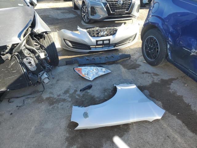 Photo 12 from auction – 2011 HYUNDAI GENESIS CO with VIN KMHHU6KH7BU057929