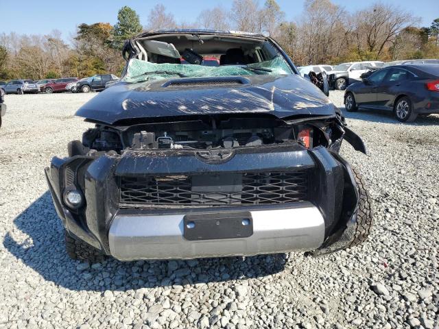 Photo 5 from auction – 2022 TOYOTA 4RUNNER SR with VIN JTERU5JR0N6030685