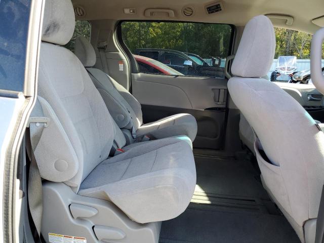 Photo 11 from auction – 2016 TOYOTA SIENNA LE with VIN 5TDKK3DC6GS750809