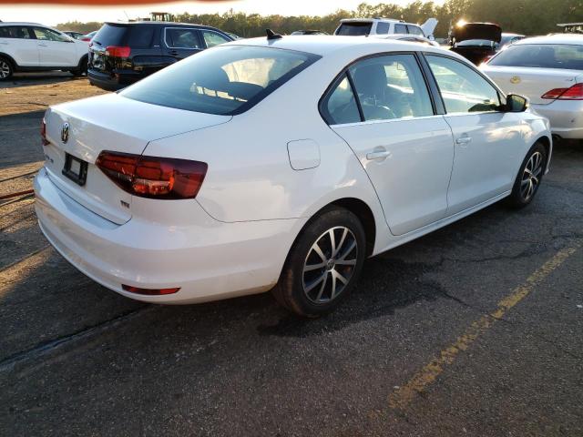 Photo 3 from auction – 2017 VOLKSWAGEN JETTA SE with VIN 3VWDB7AJ6HM305228