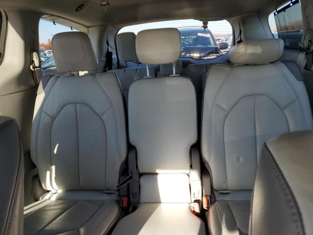 Photo 10 from auction – 2017 CHRYSLER PACIFICA T with VIN 2C4RC1EG2HR659760