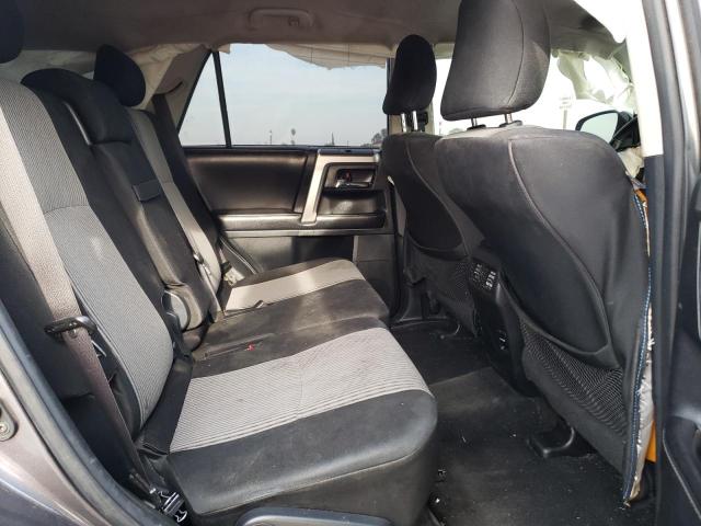 Photo 11 from auction – 2016 TOYOTA 4RUNNER SR with VIN JTEBU5JRXG5327540