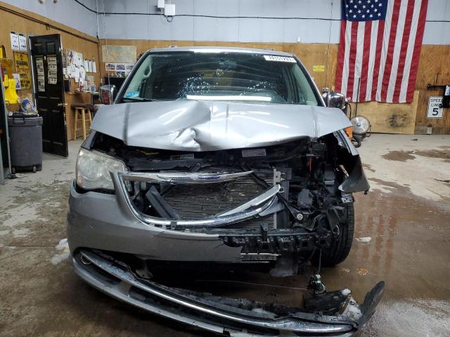 Photo 5 from auction – 2013 CHRYSLER TOWN & COU with VIN 2C4RC1CG2DR709327