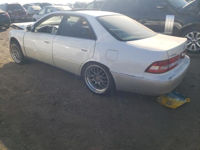 Photo 2 from auction – 2000 LEXUS ES300 with VIN JT8BF28G5Y5089100