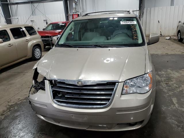 Photo 5 from auction – 2009 CHRYSLER TOWN & COU with VIN 2A8HR54159R548290