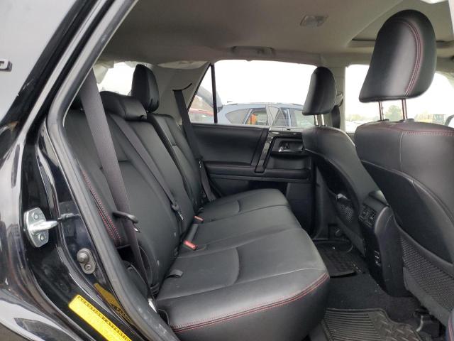 Photo 10 from auction – 2019 TOYOTA 4RUNNER SR with VIN JTEBU5JRXK5737148