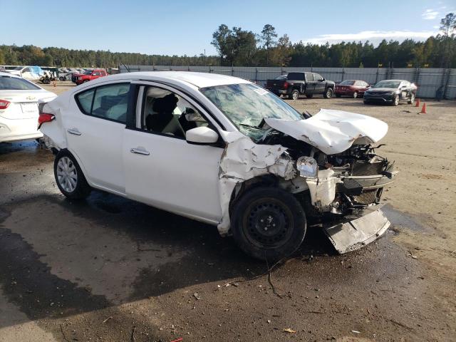 Photo 4 from auction – 2018 NISSAN VERSA S with VIN 3N1CN7AP1JL877977