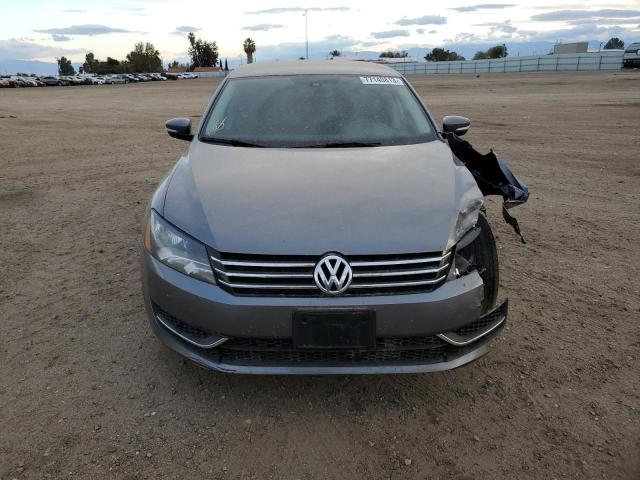 Photo 5 from auction – 2014 VOLKSWAGEN PASSAT S with VIN 1VWAT7A33EC110136