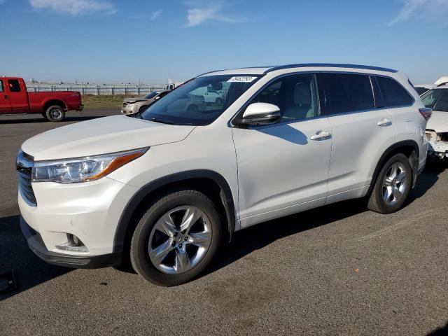 TOYOTA HIGHLANDER 2015 with VIN 5TDDKRFH2FS153692 - Photo from auction