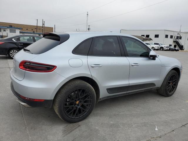 Photo 3 from auction – 2018 PORSCHE MACAN with VIN WP1AA2A53JLB09218