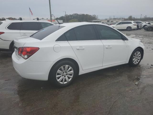 Photo 3 from auction – 2011 CHEVROLET CRUZE LS with VIN 1G1PC5SH0B7208341